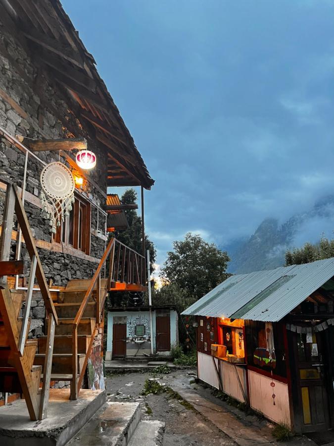 Old Brahma Homestay Kalgha Экстерьер фото