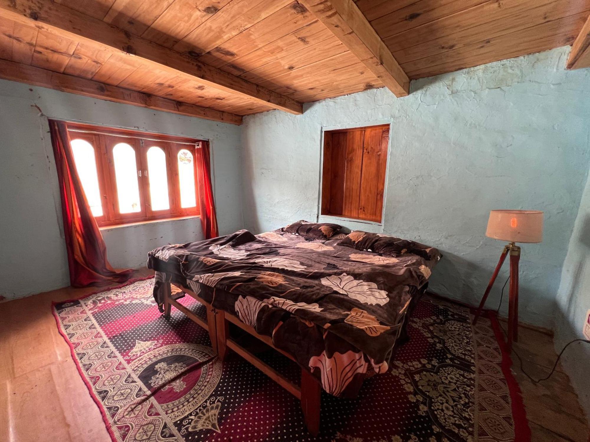 Old Brahma Homestay Kalgha Экстерьер фото